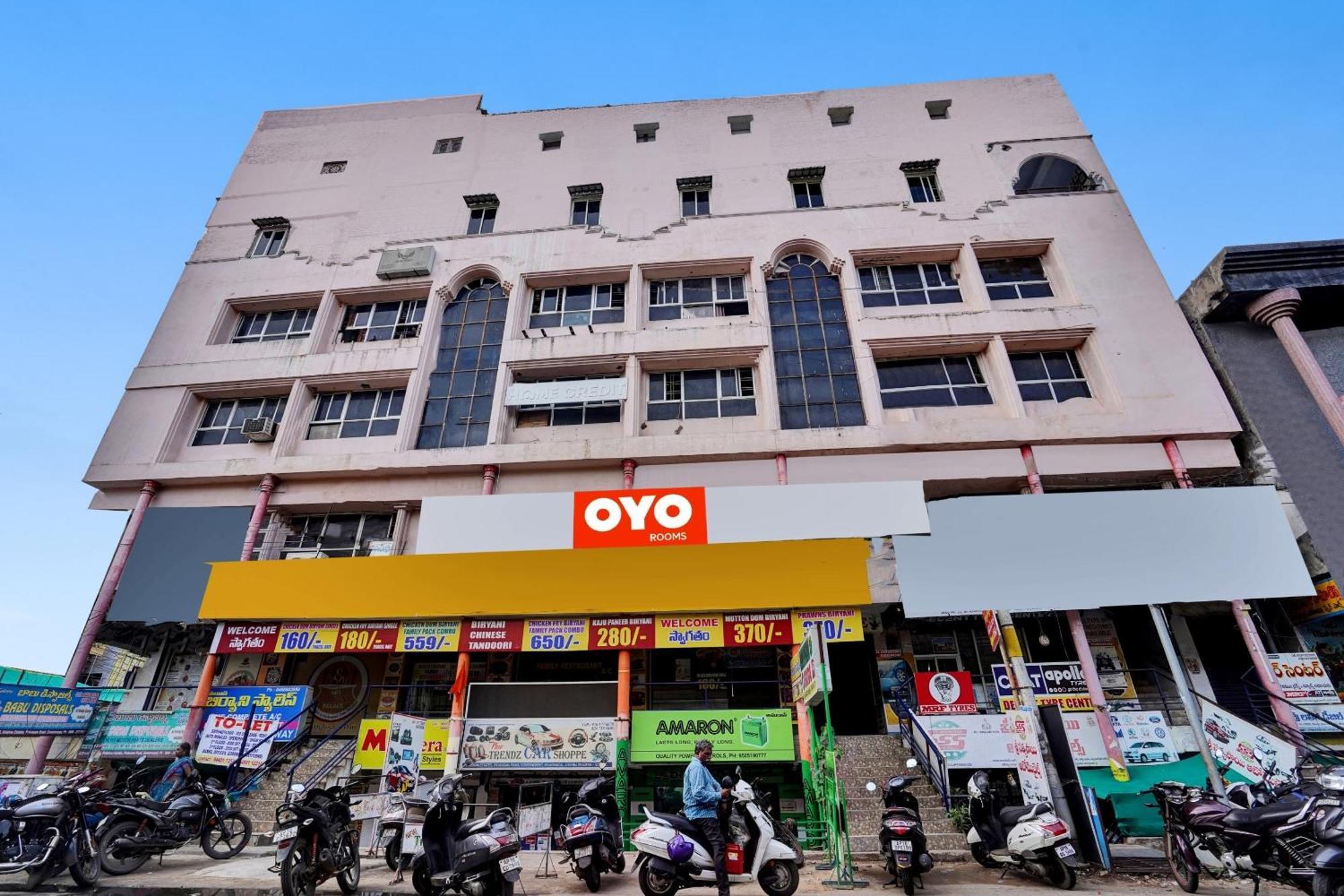 Hotel O Sai Krishna Residency Vijayawāda Exterior photo